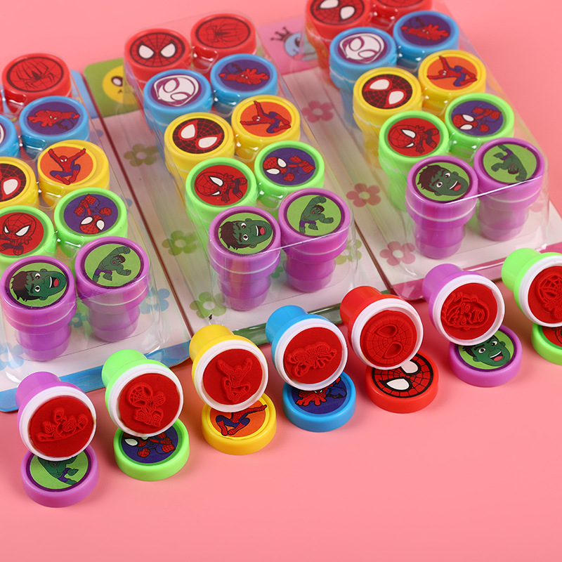 Spidey and His Amazing Stamps  - Cosplay Prop Filler reseña y precio